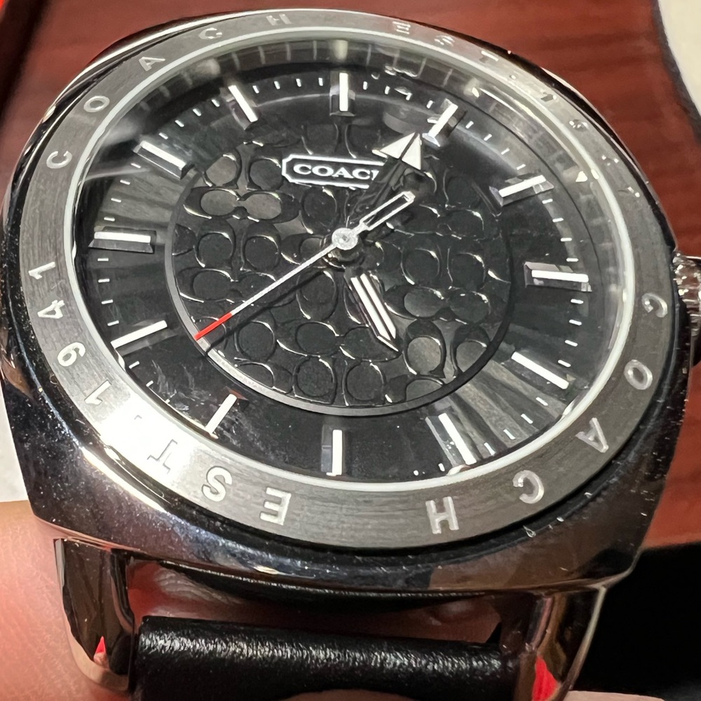 Vintage NWT Authentic Coach quartz stainless steel watch. Model:CA.29.2.14.0374 - Picture 5 of 9